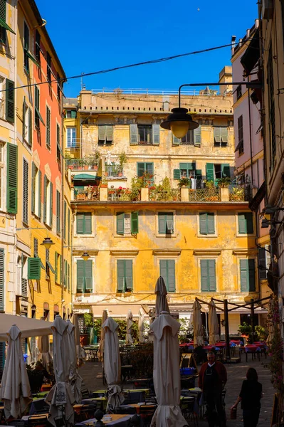 Cenova, İtalya - 4 Mayıs 2016: Cenova'nın Mimarisi, İtalya. Cenova, Liguria'nın başkenti ve İtalya'nın altıncı büyük şehridir.