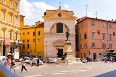ROME, ITALY - 7 Mayıs 2016: Roma Tarih Merkezi Mimarisi, İtalya. Roma İtalya 'nın başkenti ve popüler bir turistik merkezdir.