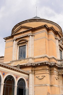 Vatikan, Vatikan - 7 Mayıs 2016: Vatikan Müzeleri'nde Pinecone Avlusu. 1506 yılında kurulmuştur.