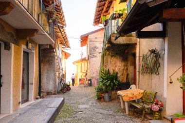 Stresa, İtalya - 3 Mayıs 2016: Lago Maggiore(Büyük Göl), Piedmont, İtalya'daki Isola Pescatori (Balıkçılar Adası) Mimarisi. Lago Maggiore İtalya'nın ikinci büyük gölüdür