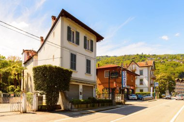 Stresa, İtalya - 3 Mayıs 2016: Stresa, Maggiore Gölü kıyısında bir kasaba, Verbano-Cusio-Ossola, Piedmont, İtalya