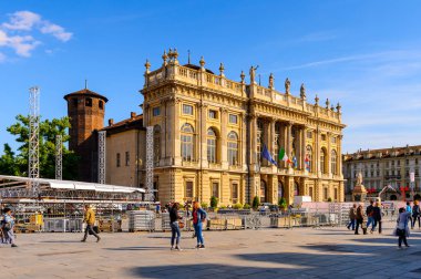 Torino, İtalya - 3 Mayıs 2016: Torino Mimarisi, Piedmont, İtalya. Torino İtalya'nın bir iş ve kültür merkezidir