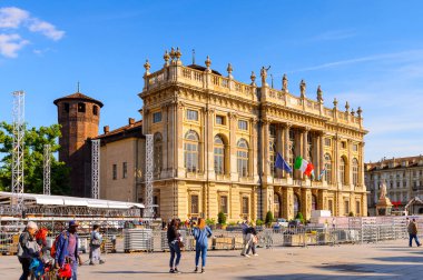 Torino, İtalya - 3 Mayıs 2016: Torino Mimarisi, Piedmont, İtalya. Torino İtalya'nın bir iş ve kültür merkezidir