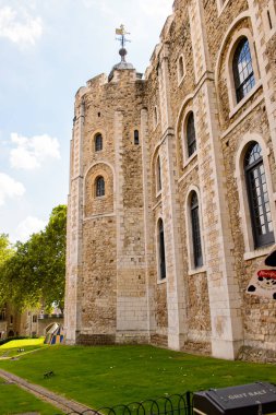 Londra, İngiltere - 20 Temmuz 2016: Londra Kulesi (Majestelerinin Kraliyet Sarayı ve Londra Kulesi Kalesi), İngiltere. Unesco Dünya Mirası