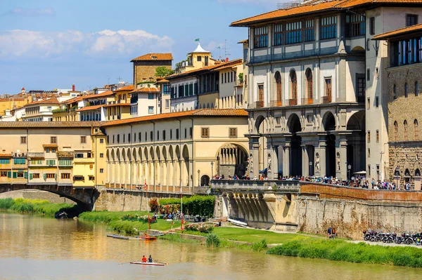 Florença Itália Maio 2016 Rio Arno Centro Histórico Florença Itália — Fotografia de Stock