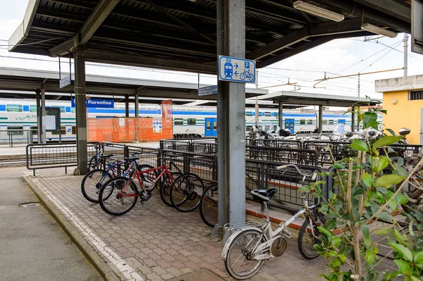 Florencia Italia Mayo 2016 Trenitalia Company Train Station Florence Trenitalia —  Fotos de Stock