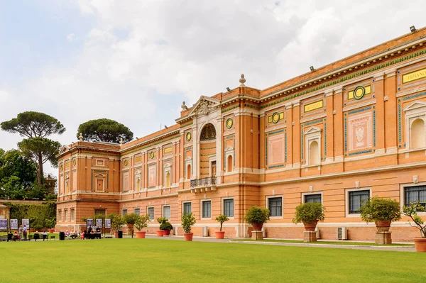 Vatican Vatican City May 2016 Exterior Vatican Museum Established 1506 — Stock Photo, Image