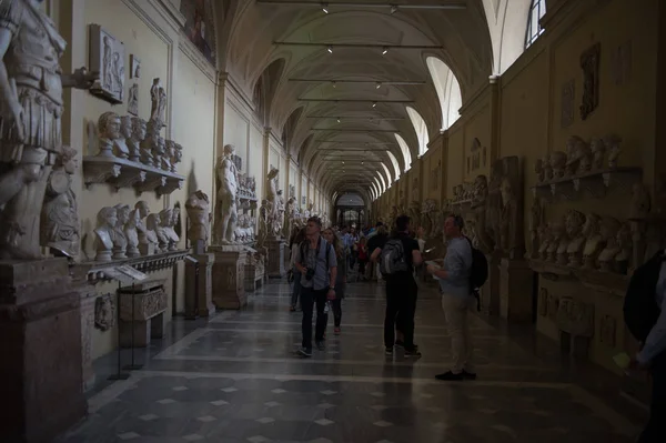 Vatikan, Vatikan - 7 Mayıs 2016: Vatikan Müzesi. 1506 yılında kurulmuştur.