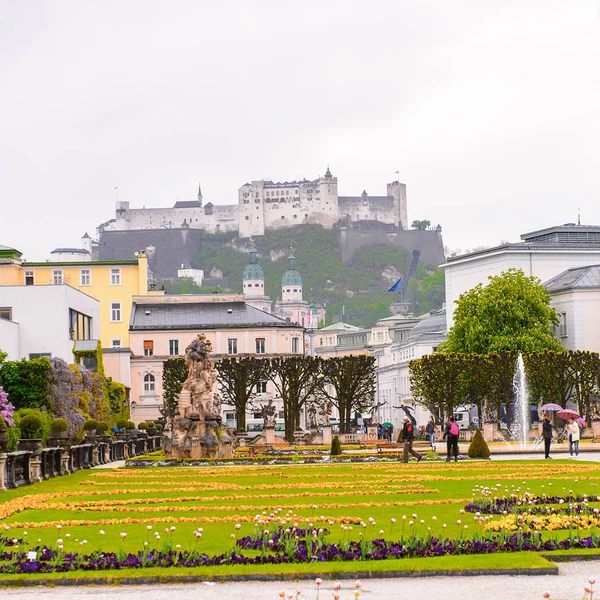 Salzburg Áustria Maio 2016 Jardim Salzburgo Áustria Quarta Maior Cidade — Fotografia de Stock