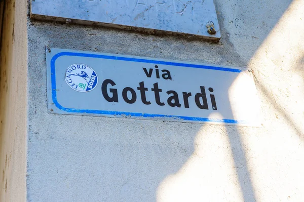 Stresa, İtalya - 3 Mayıs 2016: Via Gottardi Of Isola Pescatori (Balıkçılar Adası) Lago Maggiore (Büyük Göl), Piedmont, İtalya. Lago Maggiore İtalya'nın ikinci büyük gölüdür