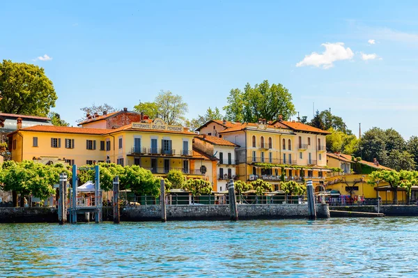 Isola Bella, İtalya - 3 Mayıs 3016: Bella Adası, Kuzey İtalya'daki Lago Maggiore Borromean Adalarından biri