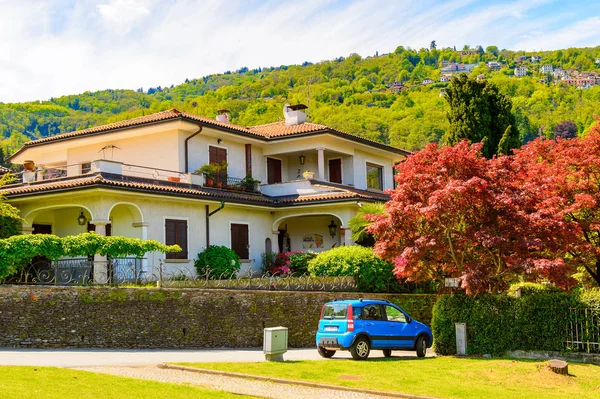 Stresa Itália Maio 2016 Arquitetura Stresa Uma Cidade Margens Lago — Fotografia de Stock