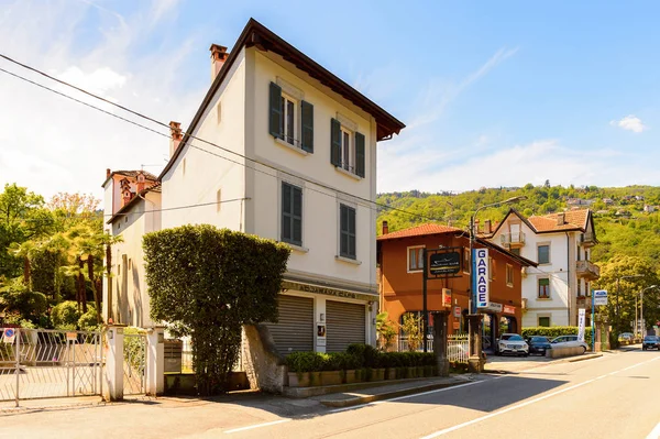 Stresa, İtalya - 3 Mayıs 2016: Stresa, Maggiore Gölü kıyısında bir kasaba, Verbano-Cusio-Ossola, Piedmont, İtalya