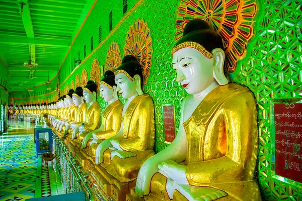 Sagaing Myanmar Ağustos 2016 Umin Thonse Pagoda Daki Buda Heykelleri — Stok fotoğraf