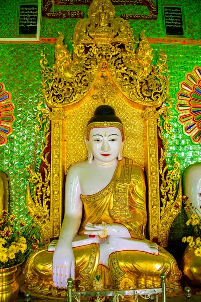 缅甸萨加宁 2016年8月25日 缅甸萨加因乌明通斯塔的佛像 城市中的多座寺庙之一 — 图库照片