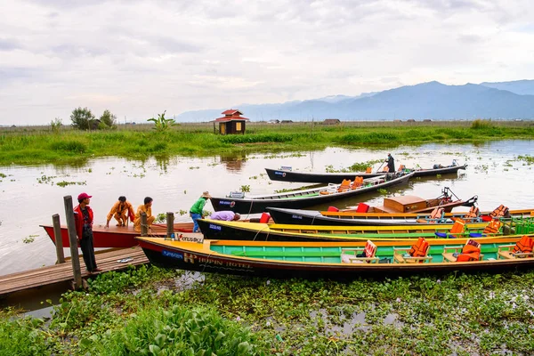 Inn Paw Khon Myanmar Agosto 2016 Villaggio Inpawkhon Sopra Inle — Foto Stock