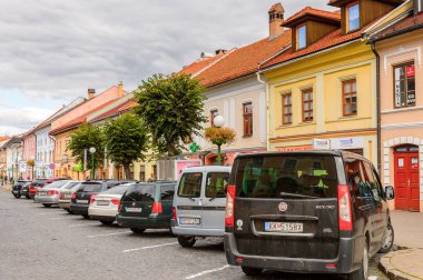 Kezmarok, Slovakya - 26 Eylül 2016: Kezmarok,Slovakya, Spis bölgesinde küçük bir kasaba, Poprad nehri.