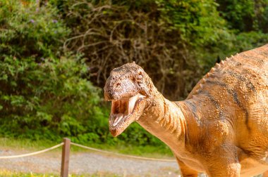 Bratislava, Slovakya - 28 Eylül 2016: Plateosaurus Dinopark'ta, Bratislava, Slovakya'nın gözde mekanlarından biri.