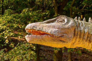 Bratislava, Slovakya - 28 Eylül 2016: Bratislava, Slovakya'nın gözde mekanlarından dinopark.