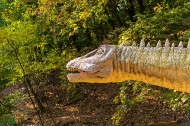 Bratislava, Slovakya - 28 Eylül 2016: Bratislava, Slovakya'nın gözde mekanlarından dinopark.