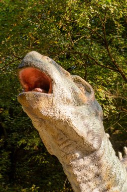 Bratislava, Slovakya - 28 Eylül 2016: Bratislava, Slovakya'nın gözde mekanlarından dinopark.