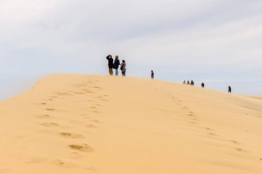 La Teste-De-Buch, Fransa -Eki 12, 2016: Pilat Dune (Grande Dune du Pilat), Avrupa'nın en yüksek kum ulağı.