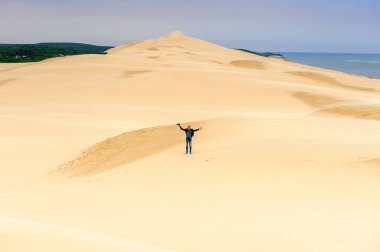 La Teste-De-Buch, Fransa -Eki 12, 2016: Pilat Dune (Grande Dune du Pilat), Avrupa'nın en yüksek kum ulağı.