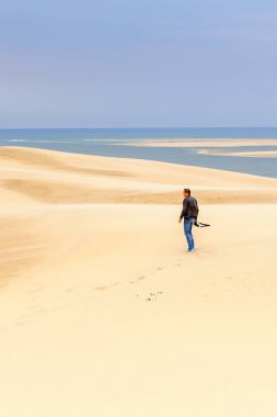 La Teste-De-Buch, Fransa -Eki 12, 2016: Pilat Dune (Grande Dune du Pilat), Avrupa'nın en yüksek kum ulağı.