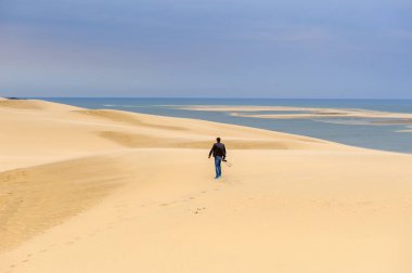 La Teste-De-Buch, Fransa -Eki 12, 2016: Pilat Dune (Grande Dune du Pilat), Avrupa'nın en yüksek kum ulağı.