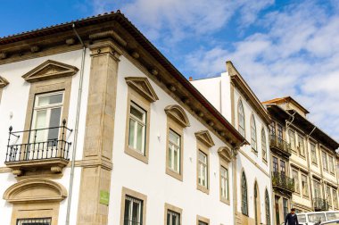 Porto, Portekiz - 21 Haziran 2014: Portekiz'in ikinci büyük şehri olan Porto'nun mimarisi 2001 yılında Avrupa Kültür Başkenti olarak adlandırıldı