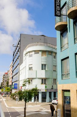 Porto, Portekiz - 21 Haziran 2014: Portekiz'in ikinci büyük şehri olan Porto'nun mimarisi 2001 yılında Avrupa Kültür Başkenti olarak adlandırıldı