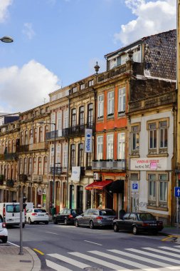 Porto, Portekiz - 21 Haziran 2014: Portekiz'in ikinci büyük şehri olan Porto'nun mimarisi 2001 yılında Avrupa Kültür Başkenti olarak adlandırıldı