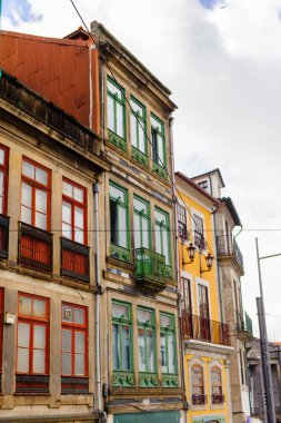 Porto, Portekiz - 21 Haziran 2014: Portekiz'in ikinci büyük şehri olan Porto'nun mimarisi 2001 yılında Avrupa Kültür Başkenti olarak adlandırıldı