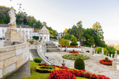 Tenoes, Portekiz - 14 Ekim 2016: Bom Jesus do Monte Kilisesi, Tenoes'te bir Portekiz kutsal alanı. Sanctuary bir anıt ile hac sitesi önemli bir örnektir.