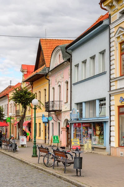 Kezmarok, Slovakya - 26 Eylül 2016: Kezmarok,Slovakya, Spis bölgesinde küçük bir kasaba, Poprad nehri.