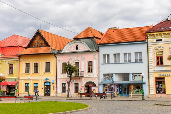 Kezmarok Slovakien Sep 2016 Färgglada Hus Huvudgatan Kezmarok Slovakien Liten — Stockfoto