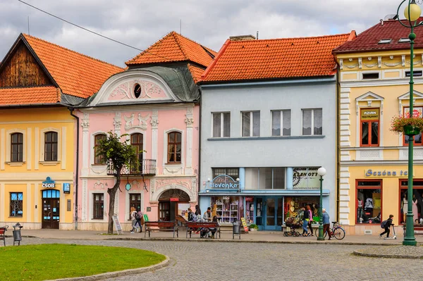 Kezmarok Eslovaquia Sep 2016 Casas Coloridas Calle Principal Kezmarok Eslovaquia — Foto de Stock