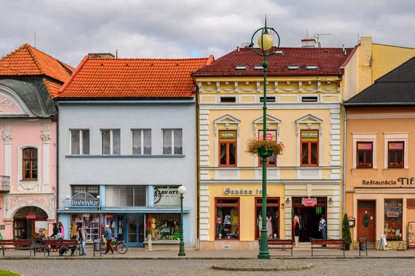 Kezmarok Slovakien Sep 2016 Färgglada Hus Huvudgatan Kezmarok Slovakien Liten — Stockfoto