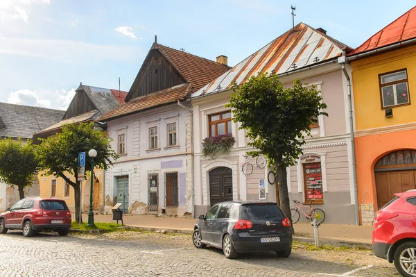 Kezmarok Eslovaquia Sep 2016 Casas Coloridas Calle Principal Kezmarok Eslovaquia — Foto de Stock