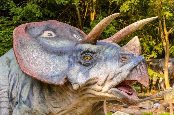 Bratislava Eslovaquia Sep 2016 Triceratops Dinopark Bratislava Eslovaquia Triceratops Género —  Fotos de Stock
