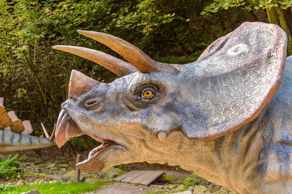 Bratislava Eslovaquia Sep 2016 Triceratops Dinopark Bratislava Eslovaquia Triceratops Género —  Fotos de Stock