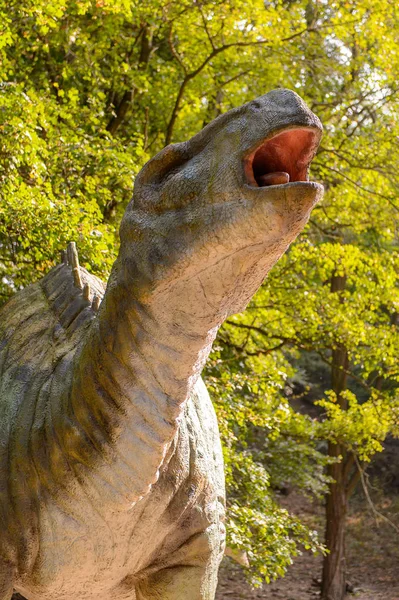 Bratislava Slovacchia Set 2016 Iguanodon Dinopark Una Delle Attrazioni Popolari — Foto Stock