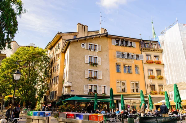 ジュネーブ スイス 2016年10月10日 スイスのジュネーブにあるレストラン 世界的な都市 金融センター そして世界的な外交の中心地です — ストック写真