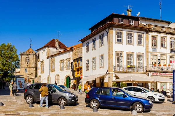 Braga, Portekiz - 14 Ekim 2016: Braga'nın tarihi bir bölümü, Portekiz. Şehir 2012 yılında Avrupa Gençlik Başkenti oldu.