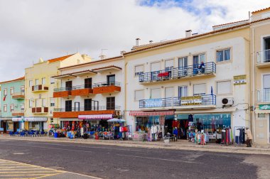 Nazare, Portekiz - 15 Ekim 2016: Nasıra, Portekiz. Bu Silver Coast (Costa de Prata en popüler sahil beldelerinden biridir)