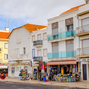 Nazare, Portekiz - 15 Ekim 2016: Nasıra, Portekiz. Bu Silver Coast (Costa de Prata en popüler sahil beldelerinden biridir)