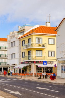 Nazare, Portekiz - 15 Ekim 2016: Nasıra, Portekiz. Bu Silver Coast (Costa de Prata en popüler sahil beldelerinden biridir)