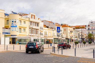 Nazare, Portekiz - 15 Ekim 2016: Nasıra Lı'nın Mimarisi, Portekiz. Bu Silver Coast (Costa de Prata en popüler sahil beldelerinden biridir)