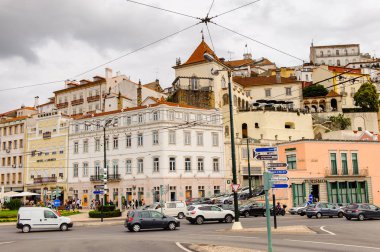 Coimbra, Portekiz - 16 Ekim 2016: Coimbra Tarihi merkezinin şehir manzarası, Portekiz. Unesco tarafından 2013 yılından bu yana Dünya Mirası