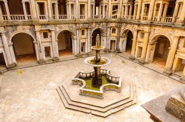 Tomar, Portekiz - 16 Ekim 2016: Tomar,Portekiz'deki Mesih Manastırı. Unesco Dünya Mirası